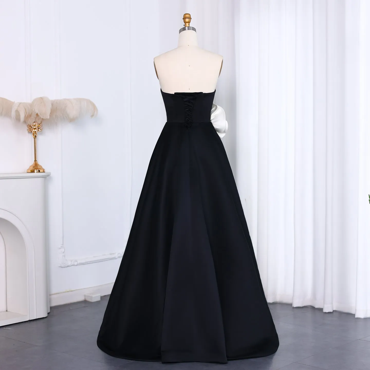 Elegant Black 3D Flowers Strapless A-Line Evening Dress SF092