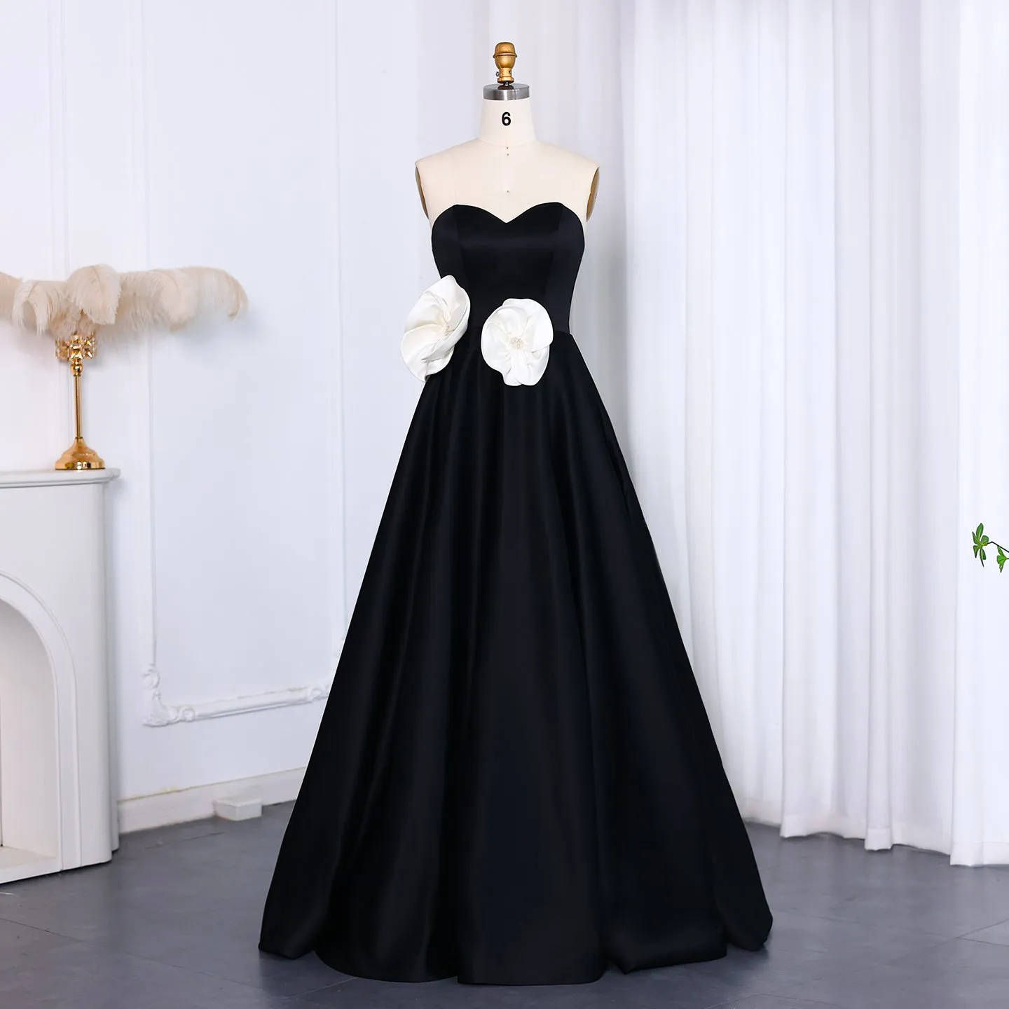 Elegant Black 3D Flowers Strapless A-Line Evening Dress SF092