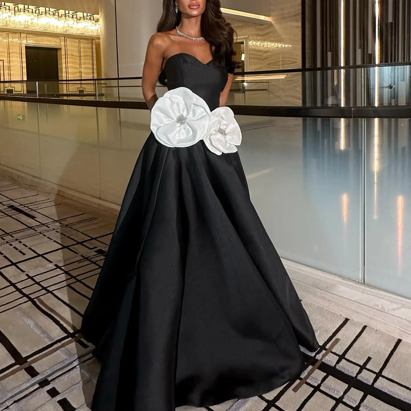 Elegant Black 3D Flowers Strapless A-Line Evening Dress SF092