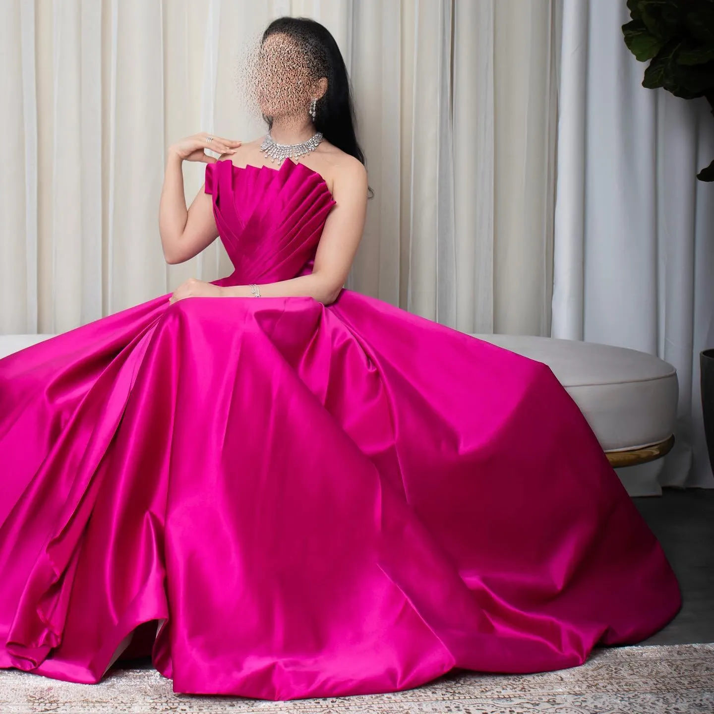 Elegant Fuchsia Scalloped Strapless Evening Dress SF011