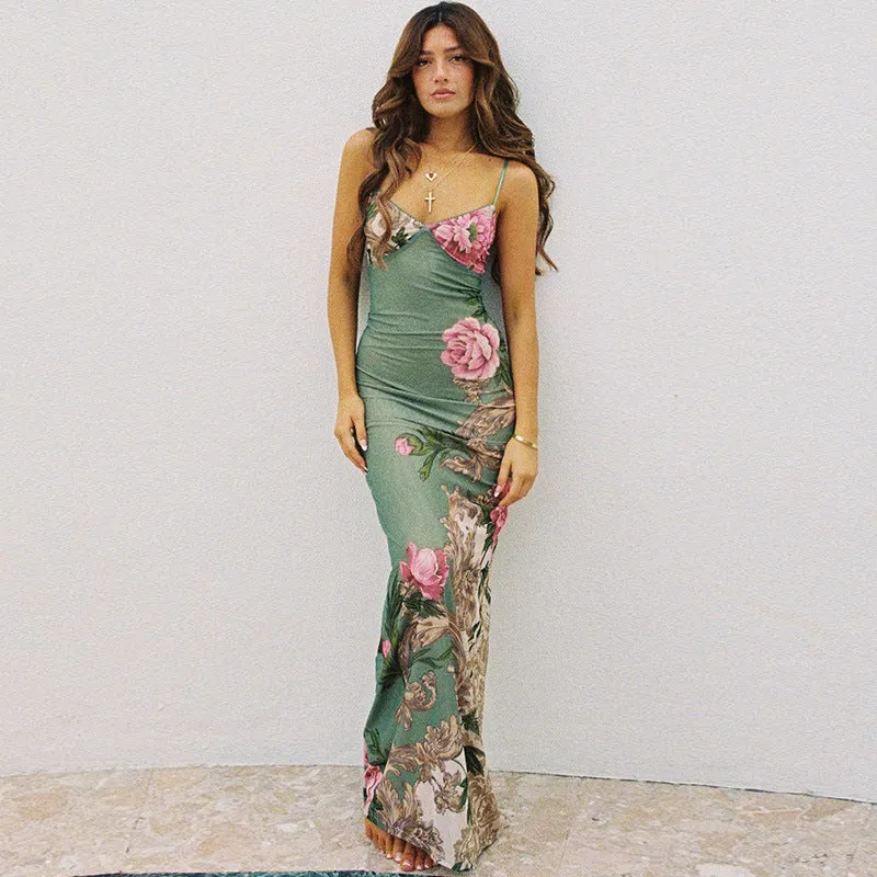 Indie | Enchanting Floral Gown