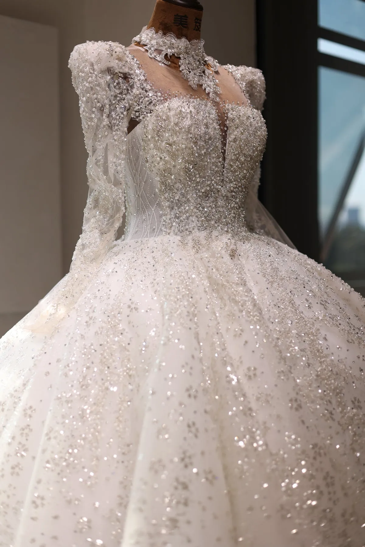 Luxury Beaded Pearl Long Sleeves Ball Gown Wedding Dress RS013