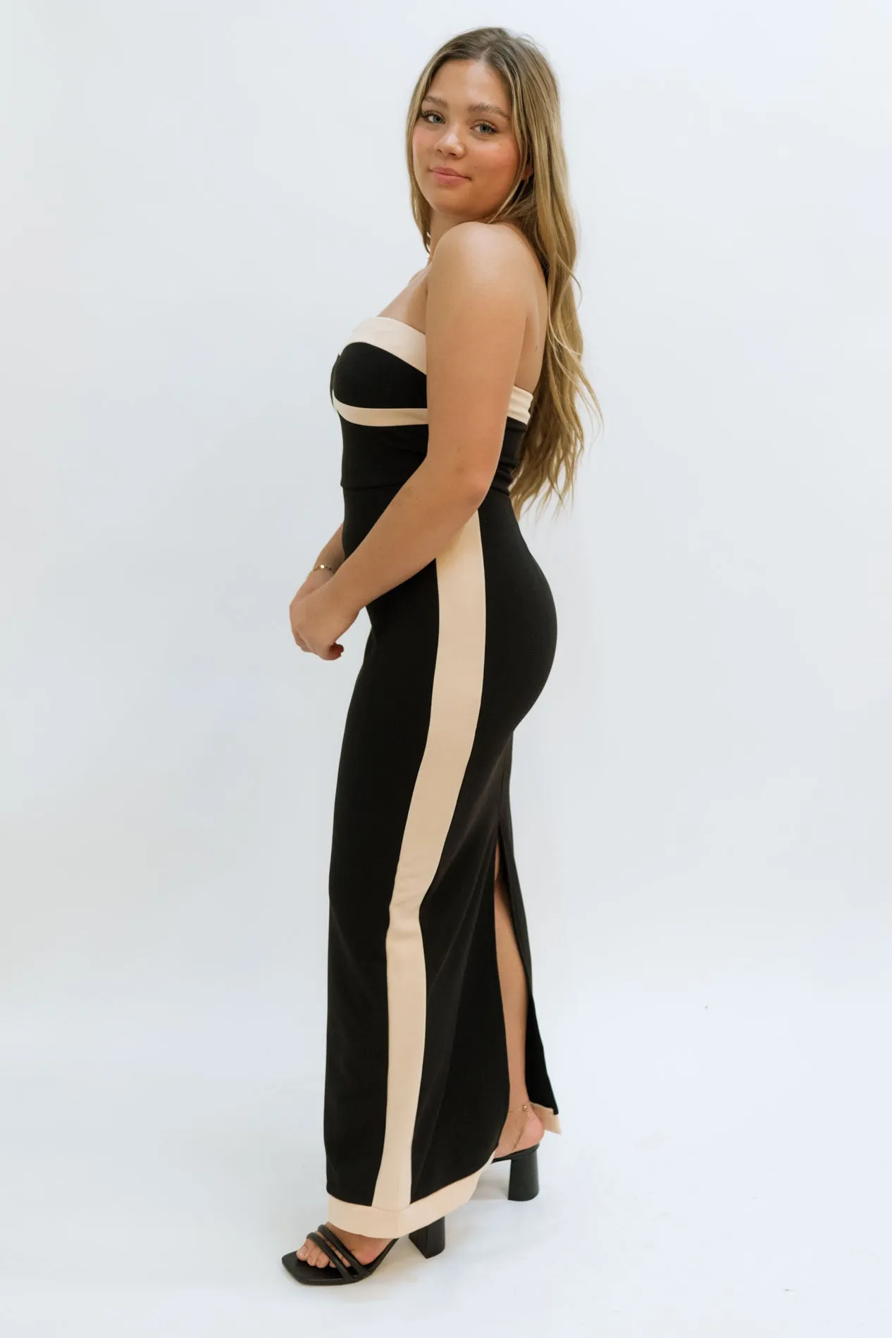 Midnight Melodies Maxi Dress - Black