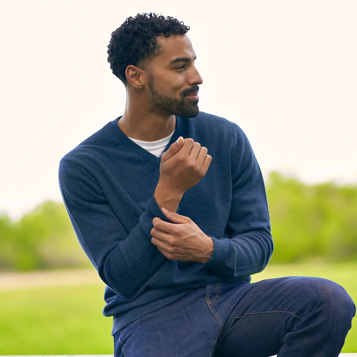 The Stewart 2-Ply Cashmere V-Neck Sweater