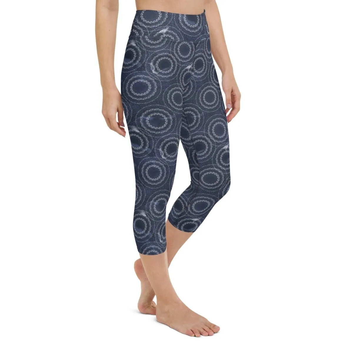 The Universe Women's Capri Yoga Pants